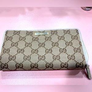 GUCCI wallet-Pre loved